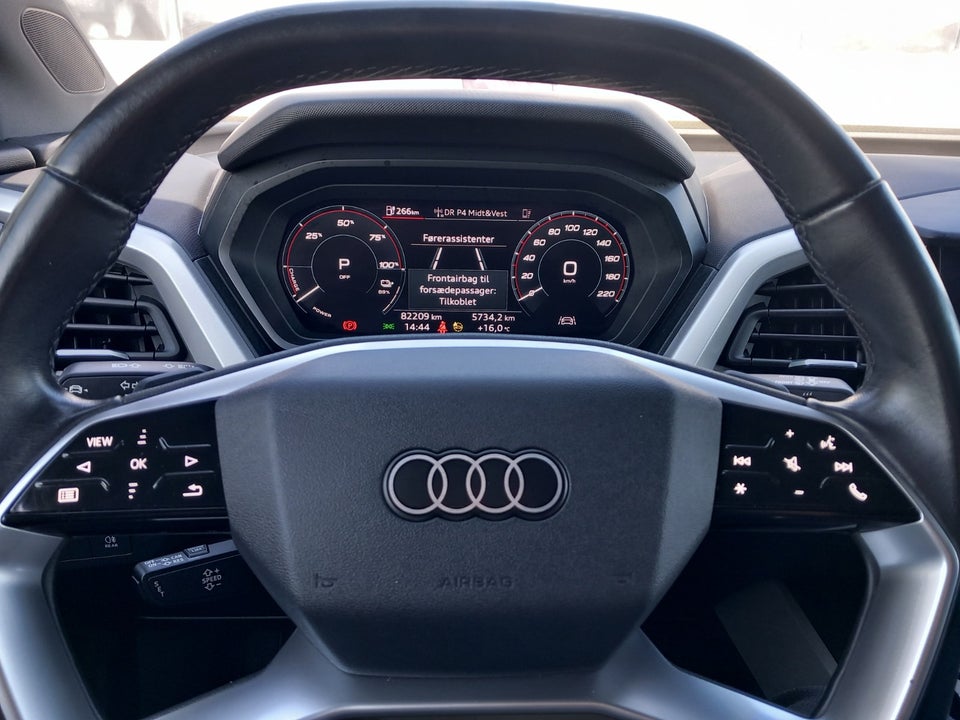 Audi Q4 e-tron 40  5d