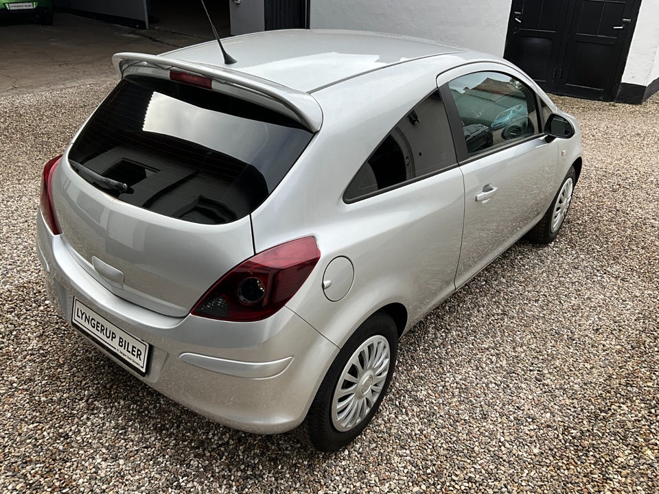 Opel Corsa 1,0 12V Enjoy 3d