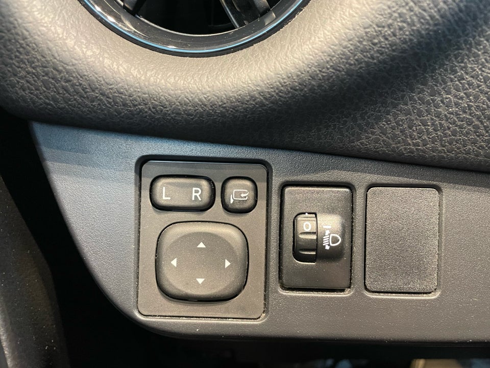 Toyota Yaris 1,5 VVT-iE T3 Smart 5d