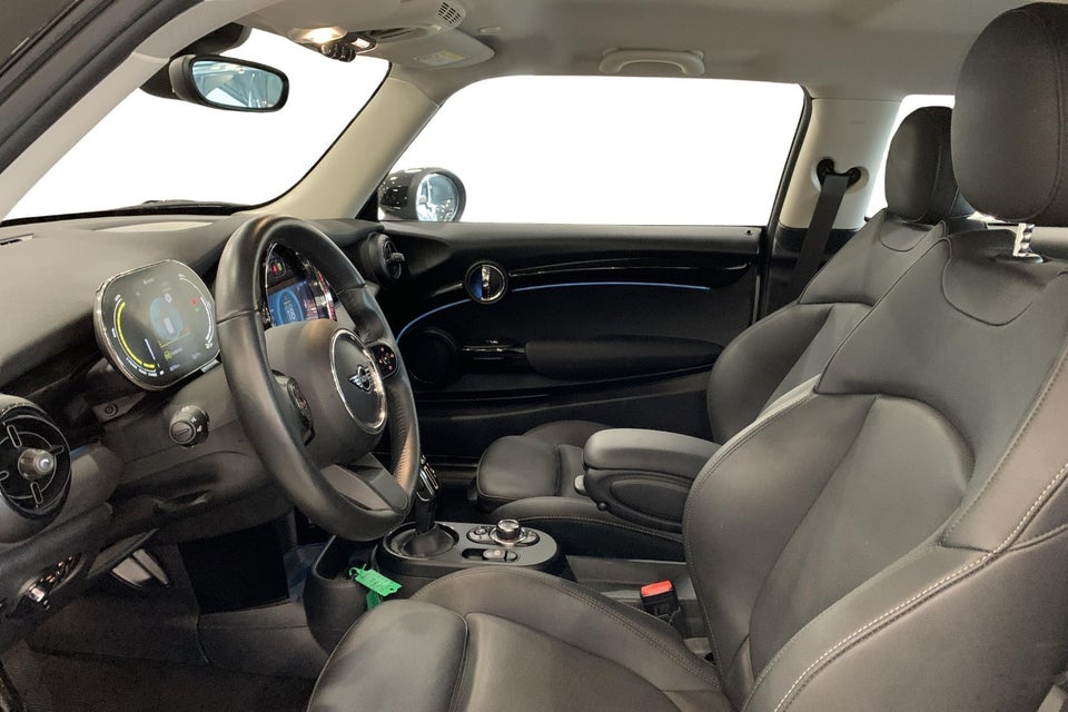 MINI Cooper SE Classic 3d