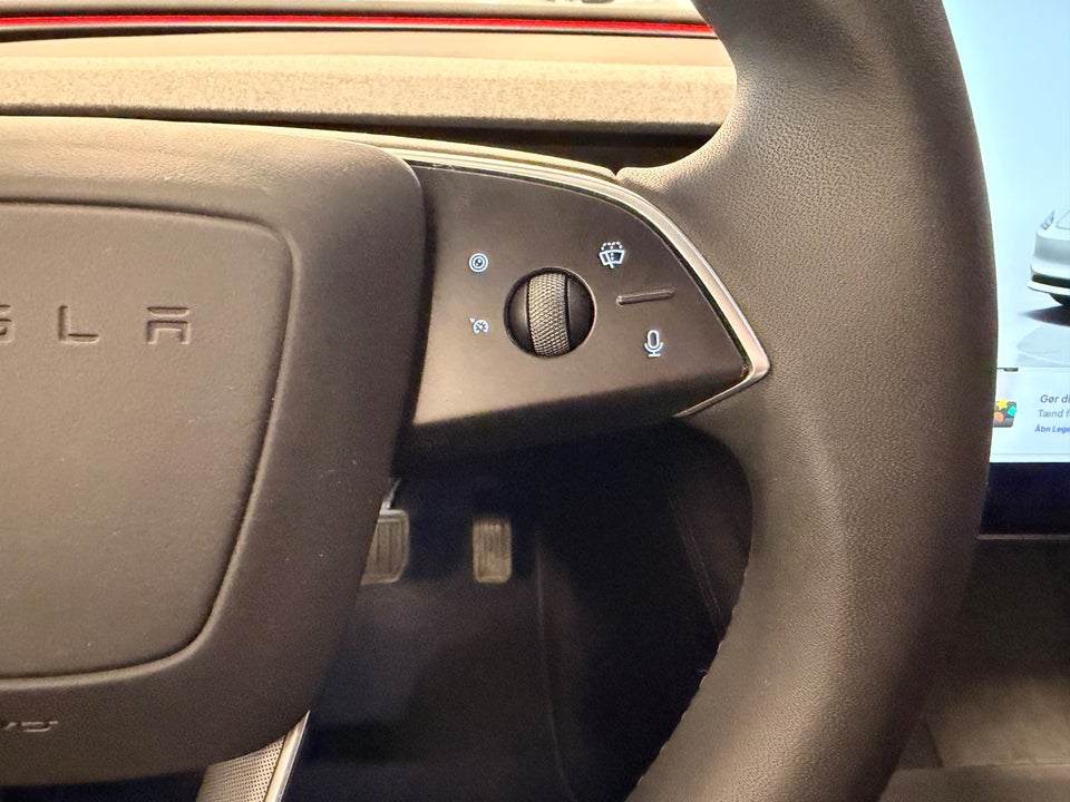 Tesla Model 3 RWD 4d