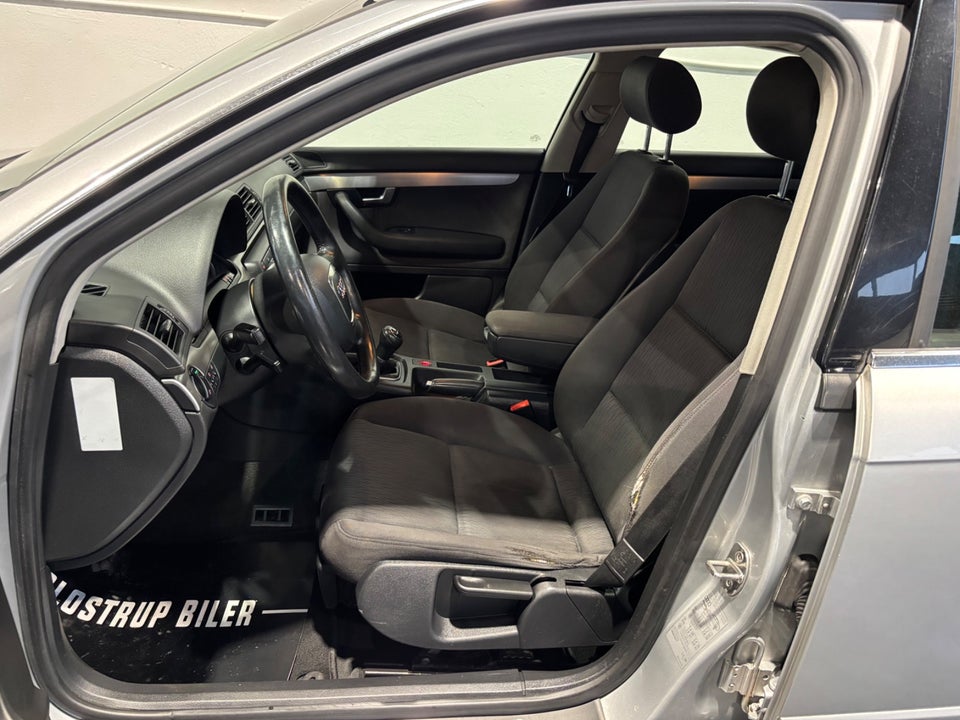 Audi A4 2,0 TDi 140 S-line 4d