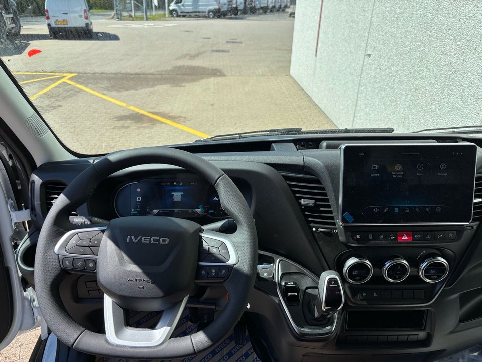Iveco Daily 3,0 35S18 12m³ Van AG8