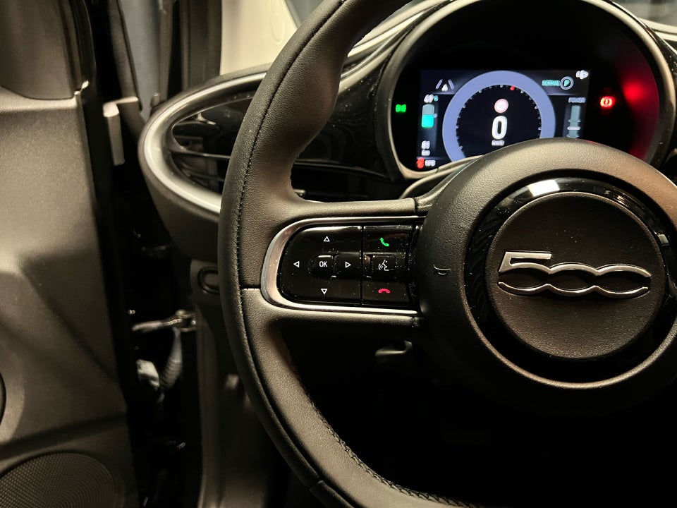 Fiat 500e 42 Icon 3d