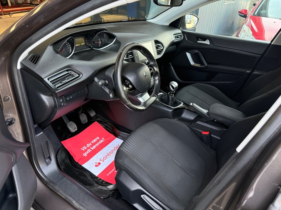 Peugeot 308 1,6 BlueHDi 120 Active SW 5d