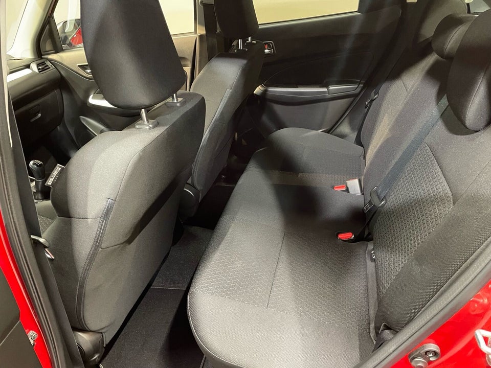 Suzuki Swift 1,2 Dualjet mHybrid Exclusive Gold 5d