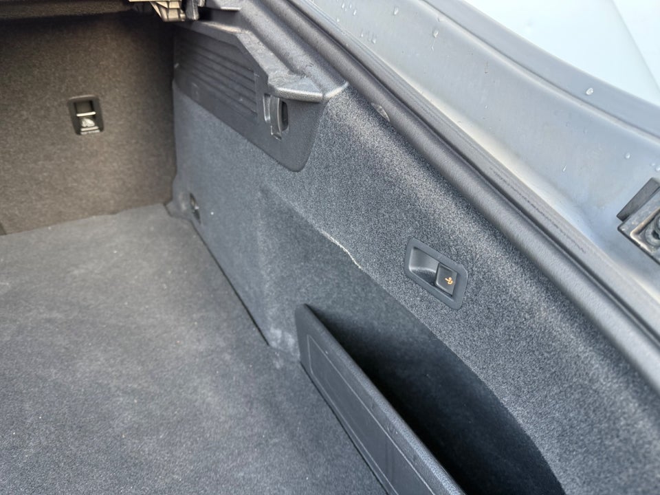 VW Arteon 1,4 eHybrid R-line DSG 4d