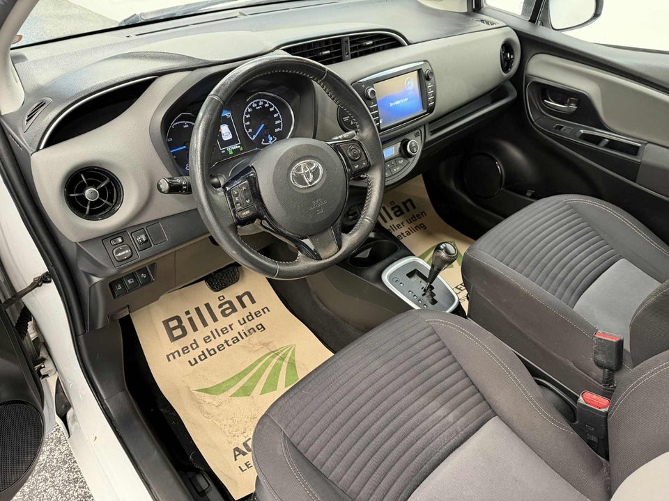 Toyota Yaris 1,5 Hybrid H2 e-CVT Van 5d