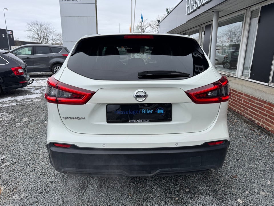 Nissan Qashqai 1,2 Dig-T 115 N-Connecta 5d