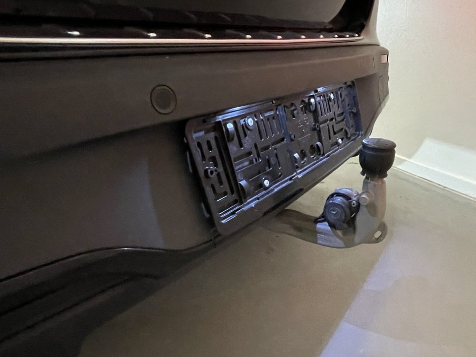 Mercedes EQA350 AMG Line 4Matic 5d