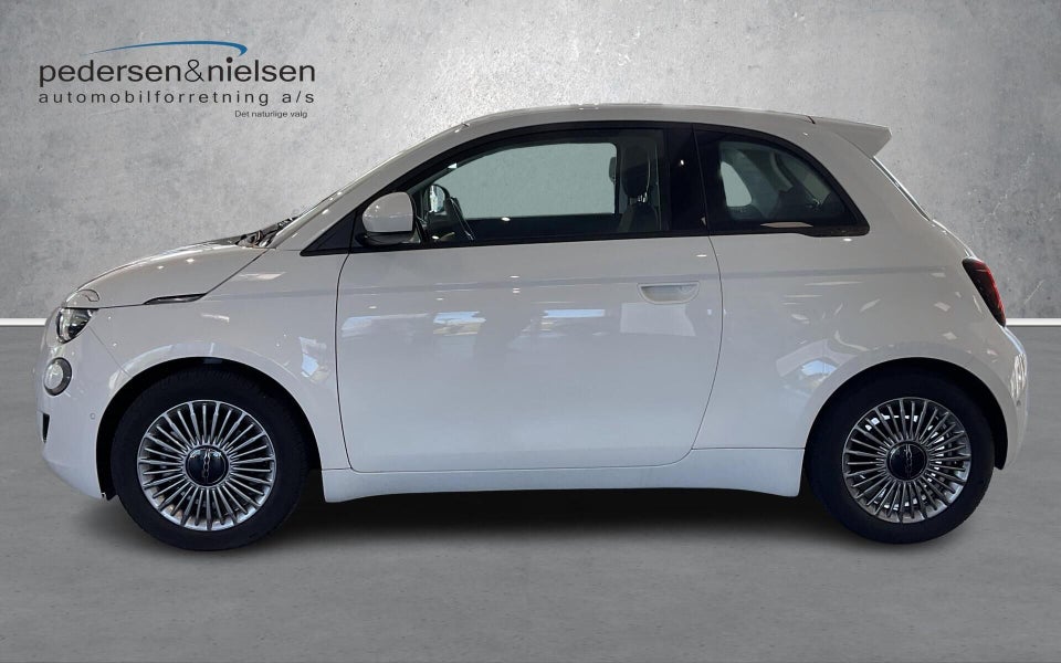 Fiat 500e 42 Icon 3d