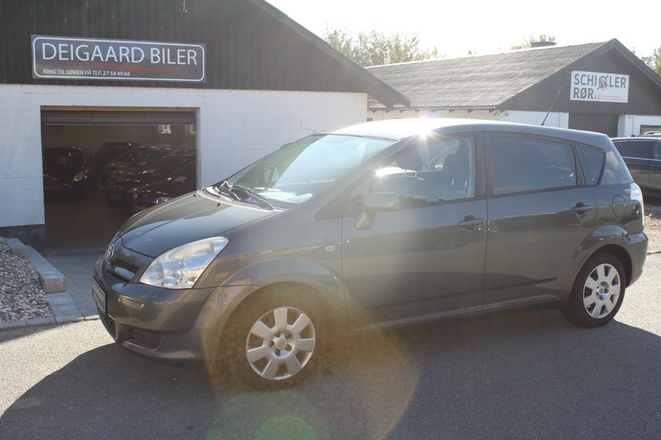 Toyota Corolla Verso 1,8 Luna 7prs 5d