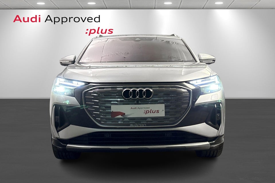 Audi Q4 e-tron 55 S-line quattro 5d