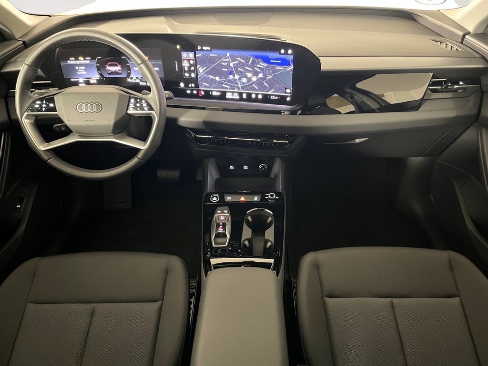 Audi Q6 e-tron Progress performance 5d