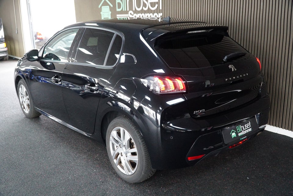 Peugeot 208 1,2 PureTech 100 Allure Sky 5d