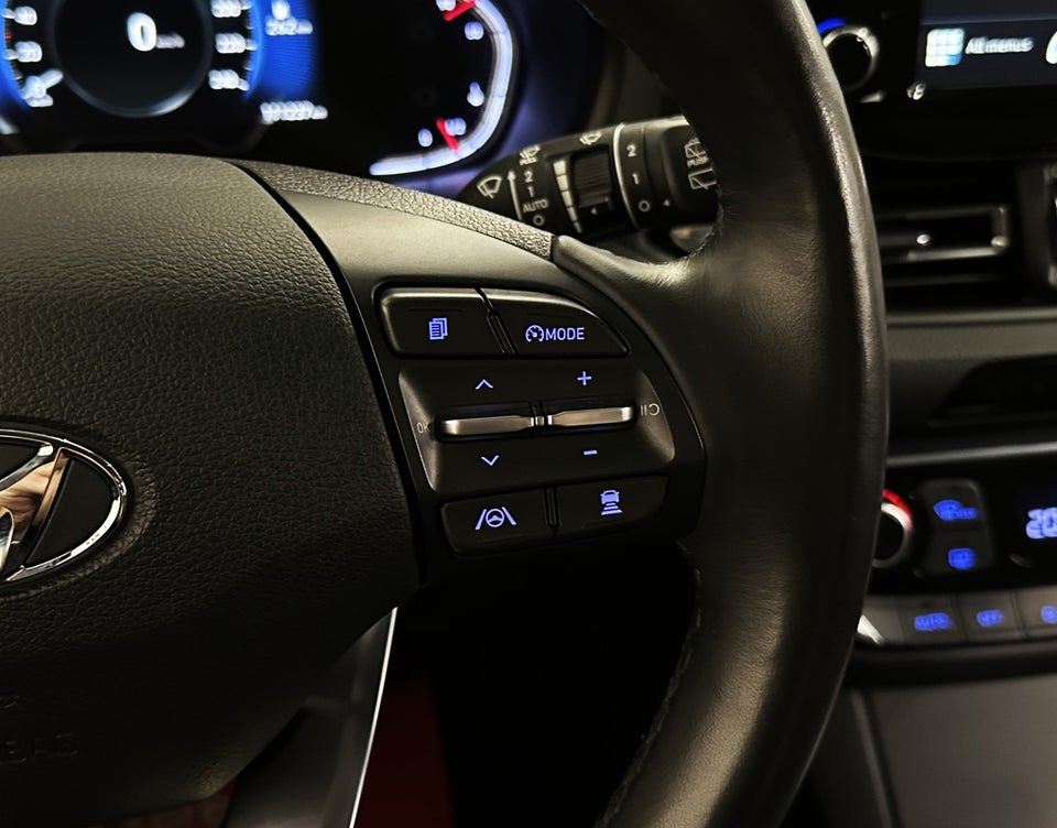 Hyundai i30 1,6 CRDi mHEV Advanced DCT 5d