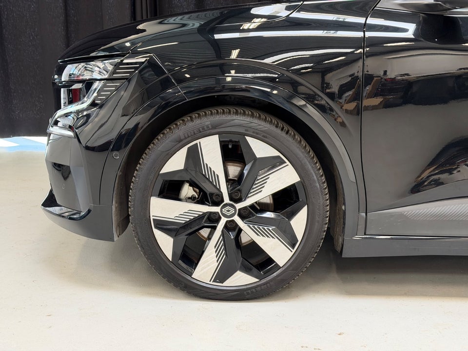Renault Megane E-Tech 60 Techno 5d