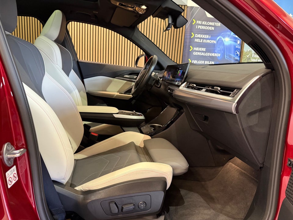 BMW iX2 xDrive30 Fully Charged M-Sport 5d