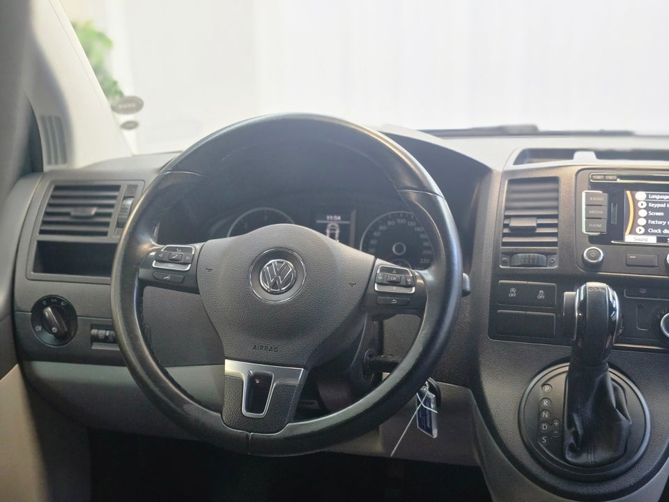 VW Transporter 2,0 TDi 140 Kassevogn DSG kort