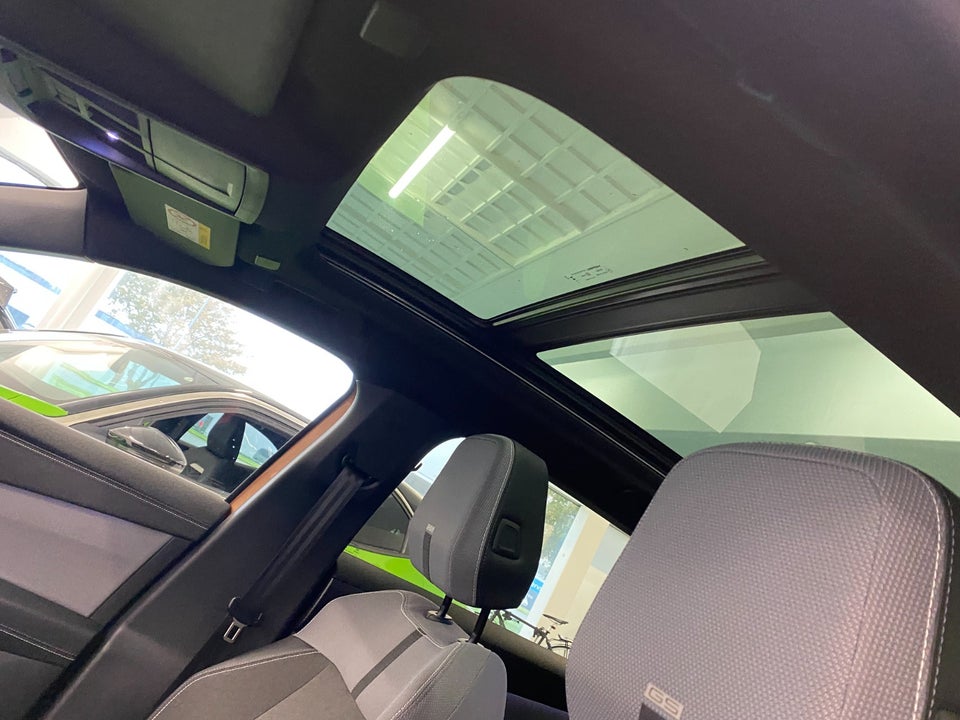 Opel Grandland-e 73 GS Sky 5d