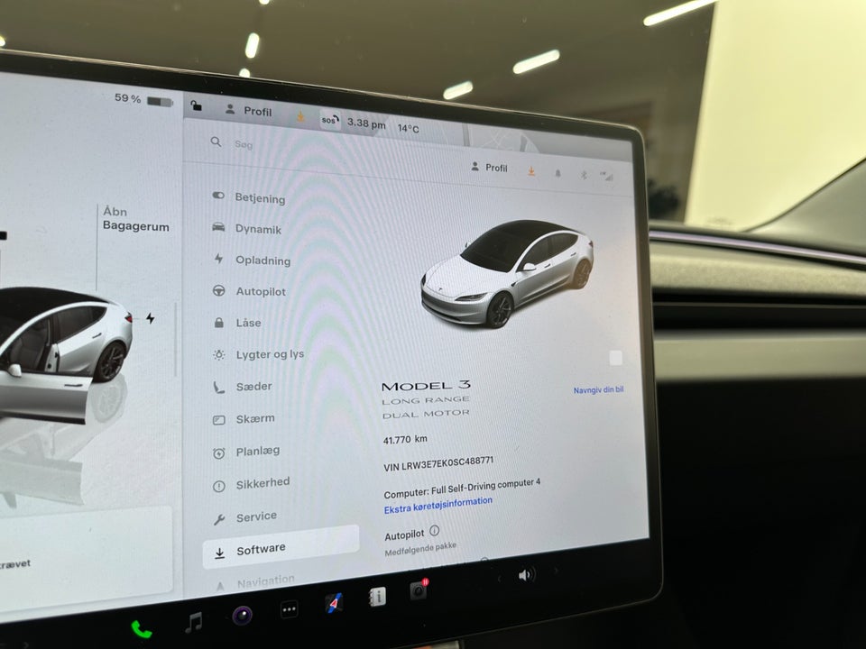 Tesla Model 3 Long Range AWD 4d