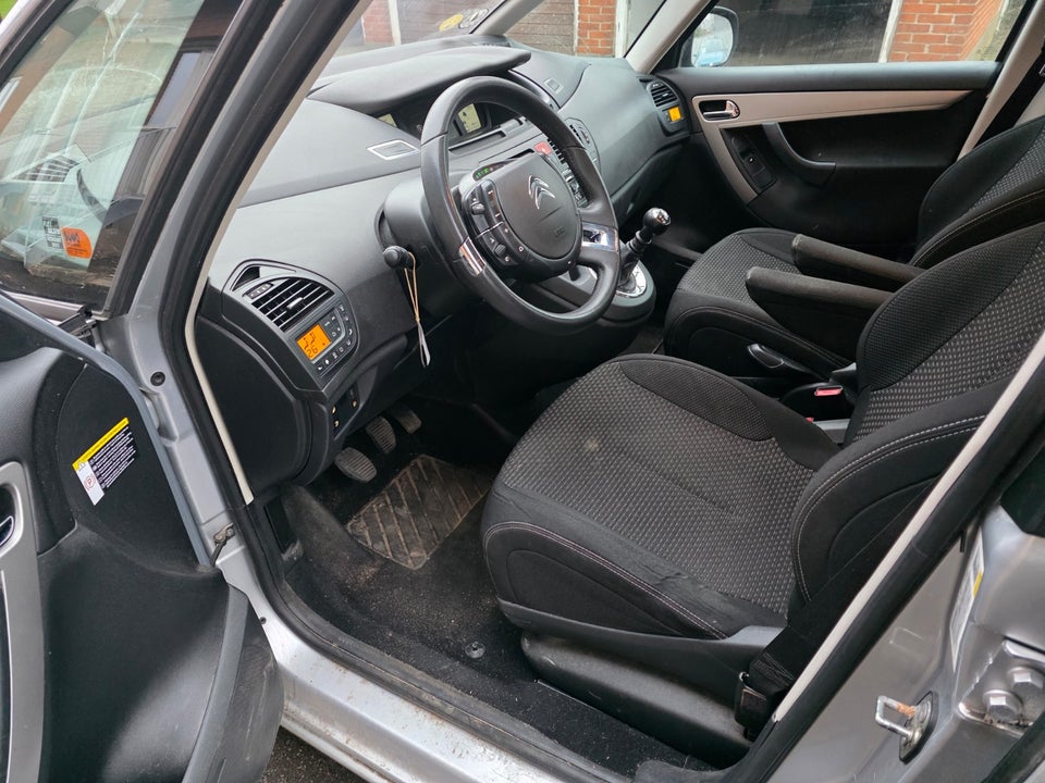 Citroën Grand C4 Picasso 1,6 HDi 112 Seduction 7prs 5d