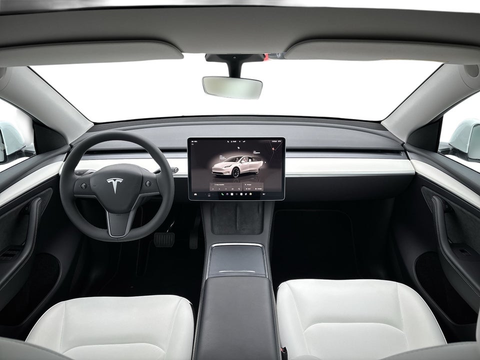 Tesla Model Y Long Range AWD 5d