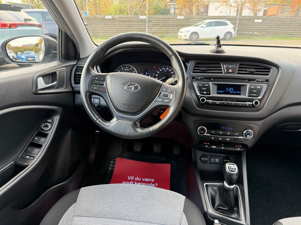 Hyundai i20 1,25 Black Line 5d