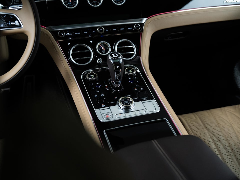 Bentley Continental GT 4,0 V8 Hybrid Azure aut. 2d