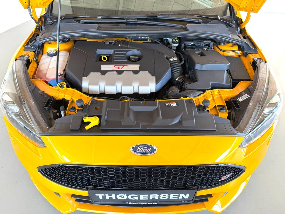 Ford Focus 2,3 SCTi 350 RS 5d