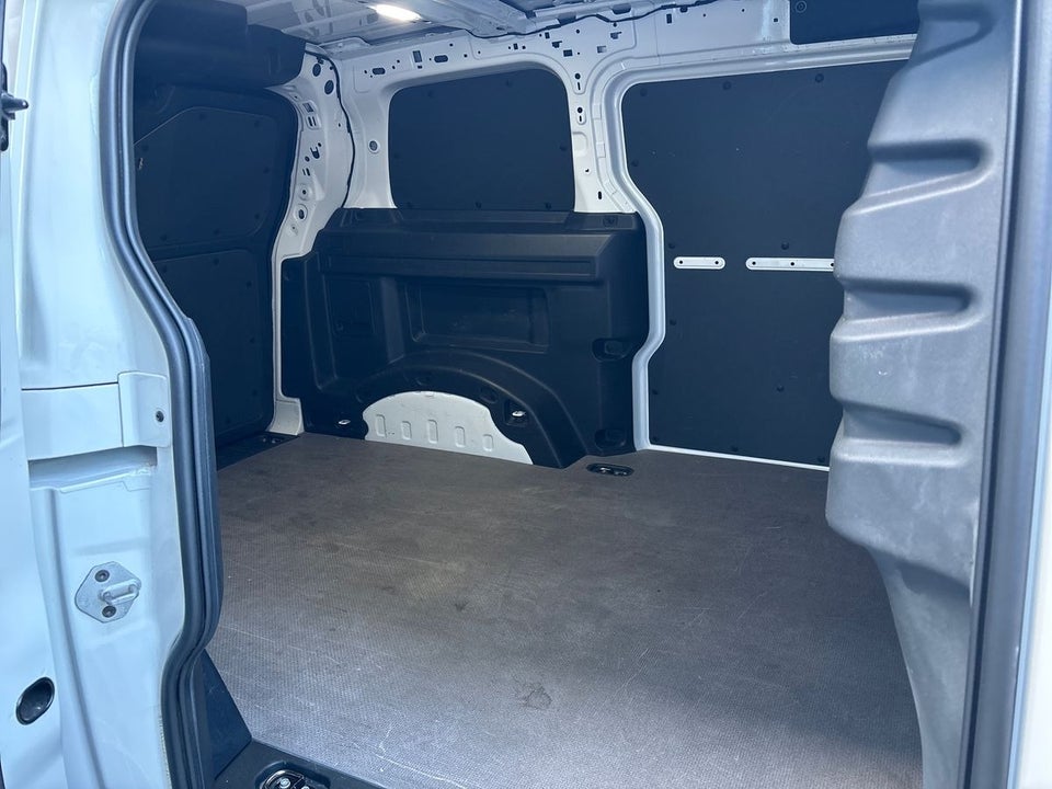 VW ID. Buzz 77 Cargo