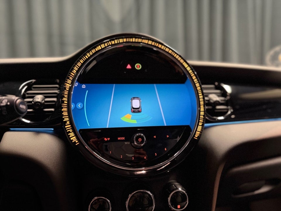 MINI Cooper SE Classic Trim 3d