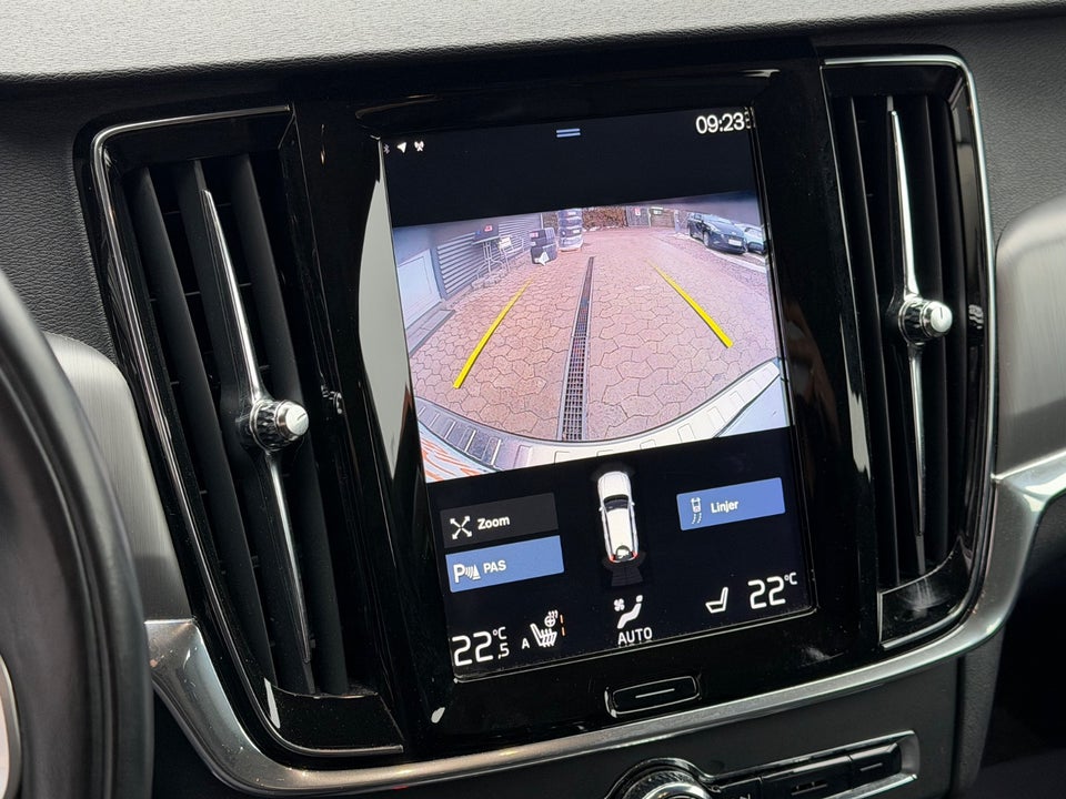 Volvo V90 2,0 D4 190 Momentum aut. 5d