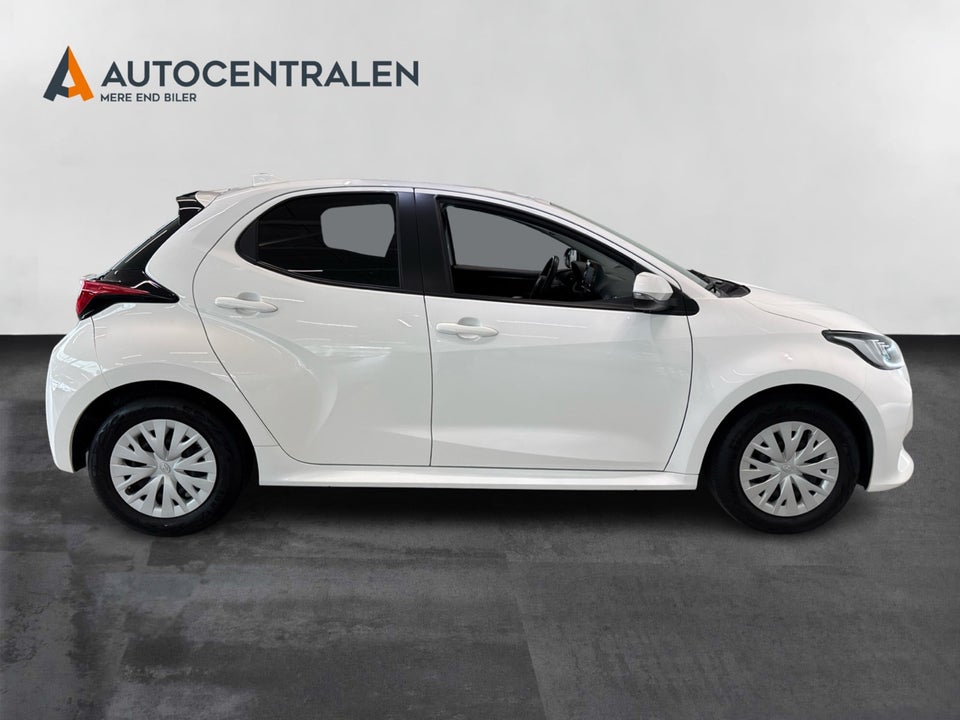 Toyota Yaris 1,5 Active 5d