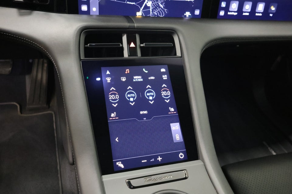 Porsche Taycan Performance+ 4d