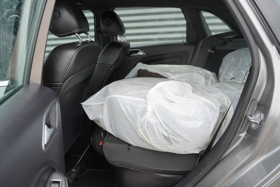 Mercedes B200 1,6 AMG Line aut. 5d