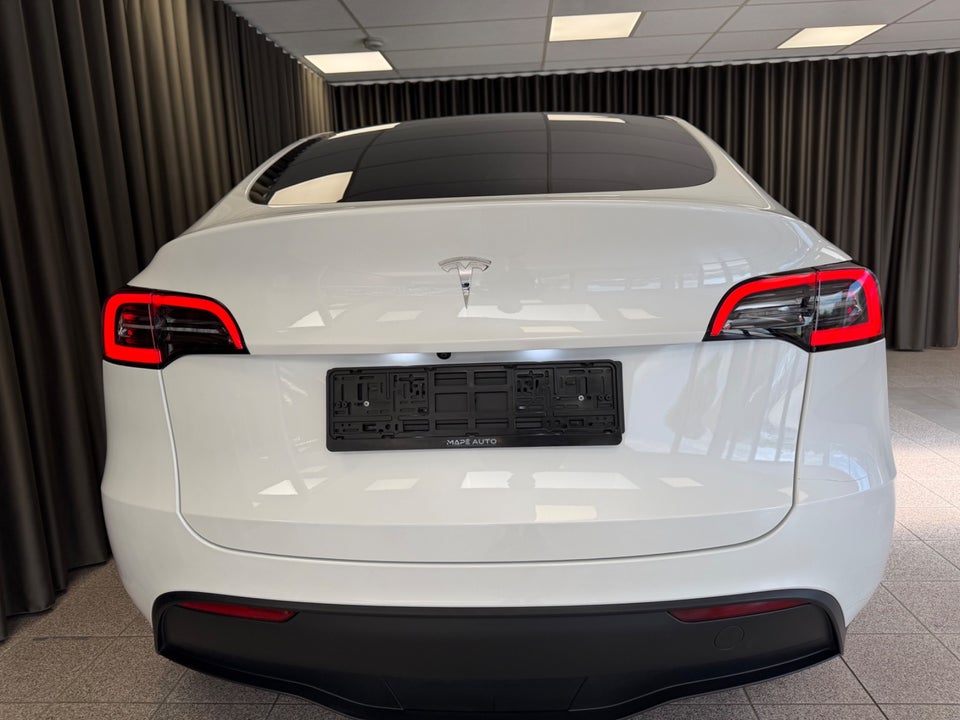 Tesla Model Y RWD 5d