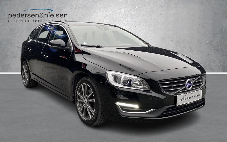 Volvo V60 2,0 D3 150 Momentum aut. 5d