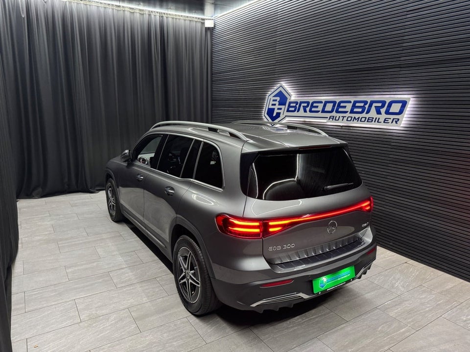 Mercedes EQB300 AMG Line 4Matic 7prs 5d