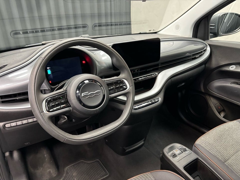 Fiat 500e 42 Icon 3d