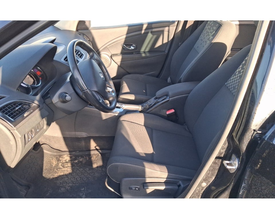 Renault Megane III 1,5 dCi 110 Expression Sport Tourer aut. 5d