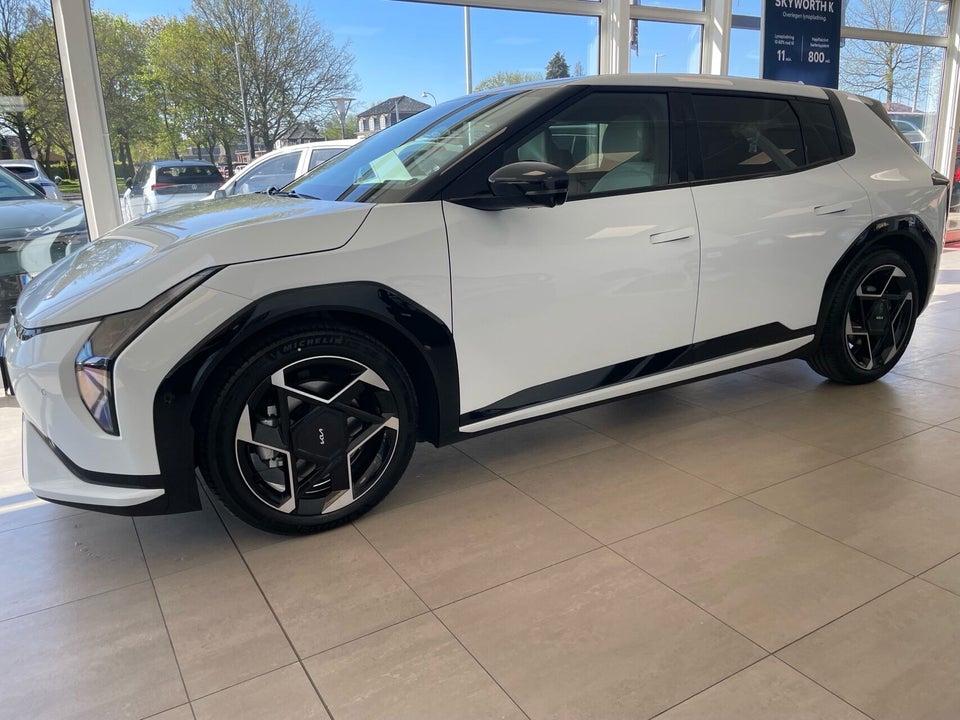 Kia EV4 81 Long Range GT-Line 5d