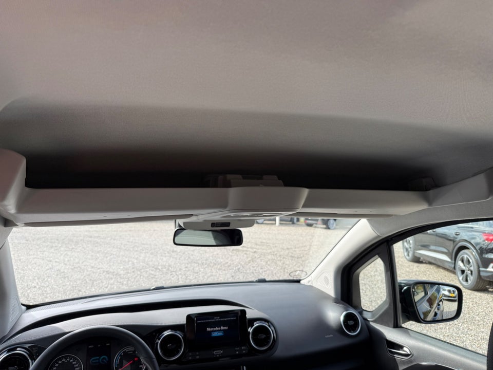 Mercedes EQT200 L1 5d