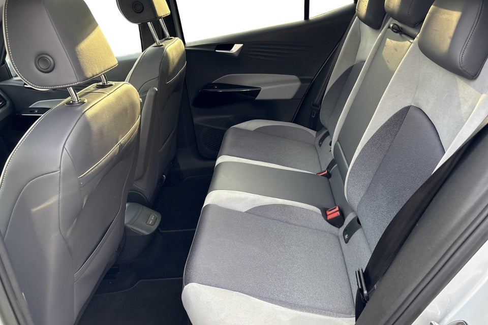 VW ID.3 58 Pro Performance Family 5d