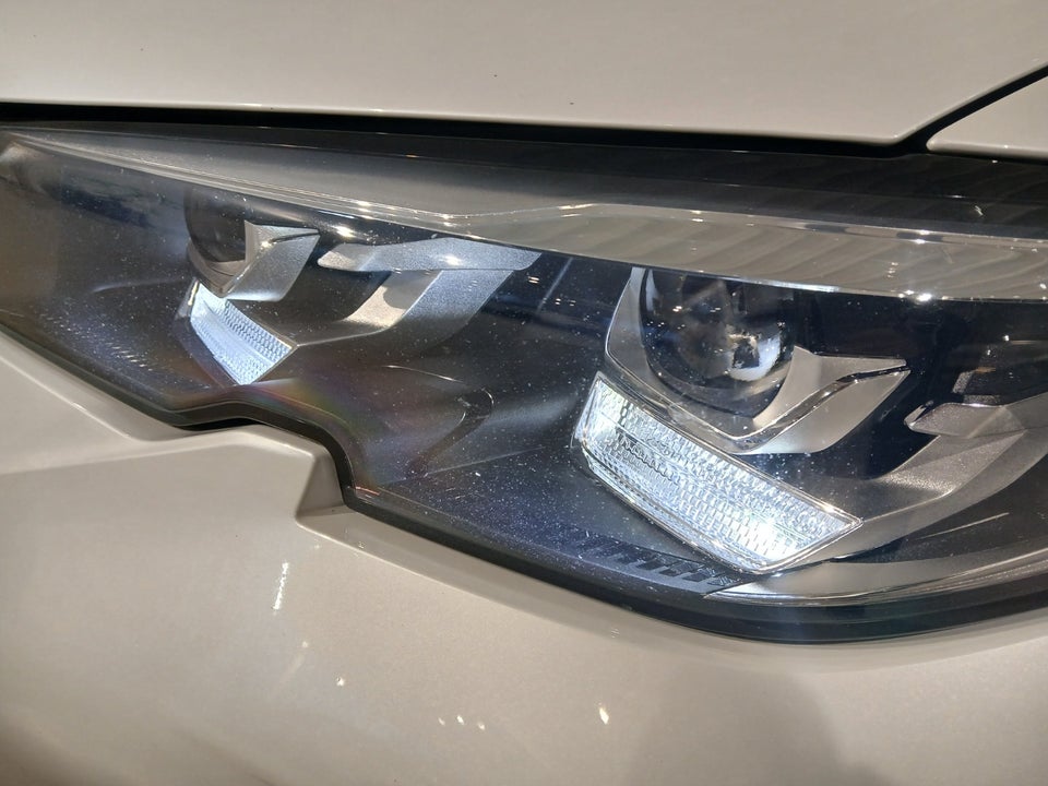 BMW 320i 2,0 Touring M-Sport aut. 5d