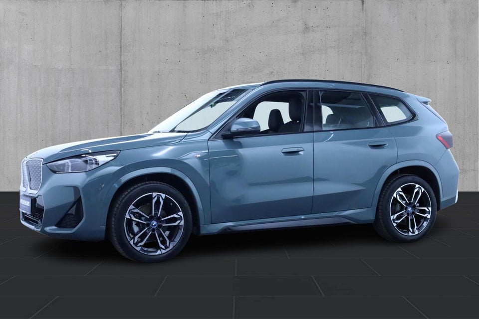 BMW iX1 eDrive20 M-Sport 5d