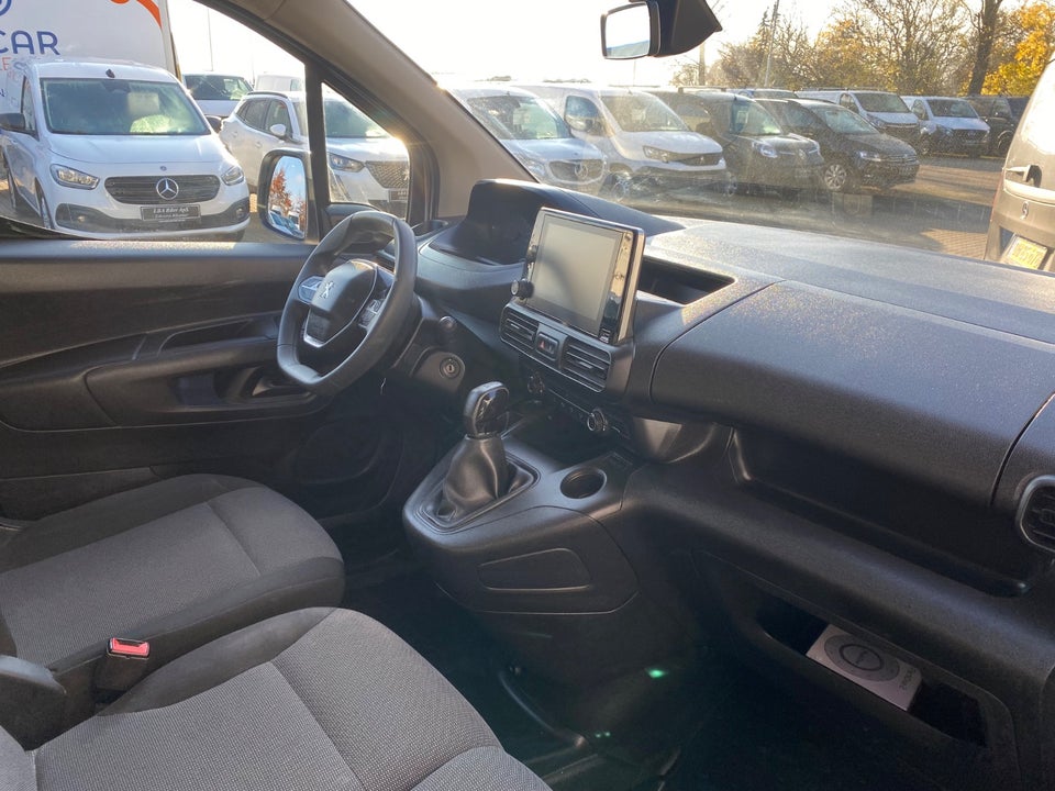 Peugeot Partner 1,5 BlueHDi 100 L2V2 Plus Van