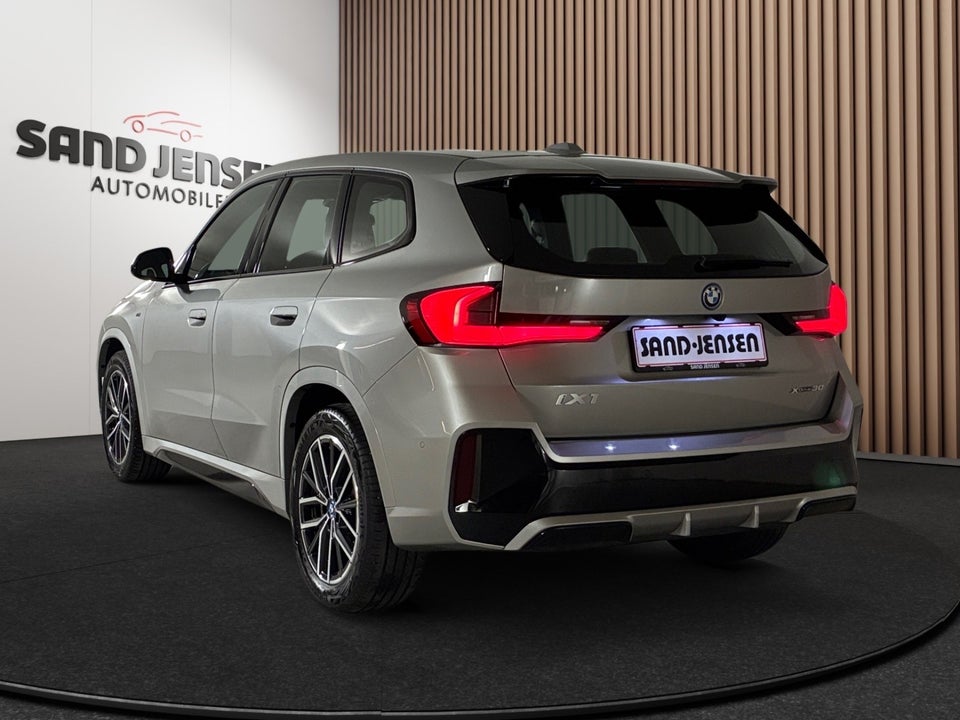 BMW iX1 xDrive30 M-Sport Premium 5d