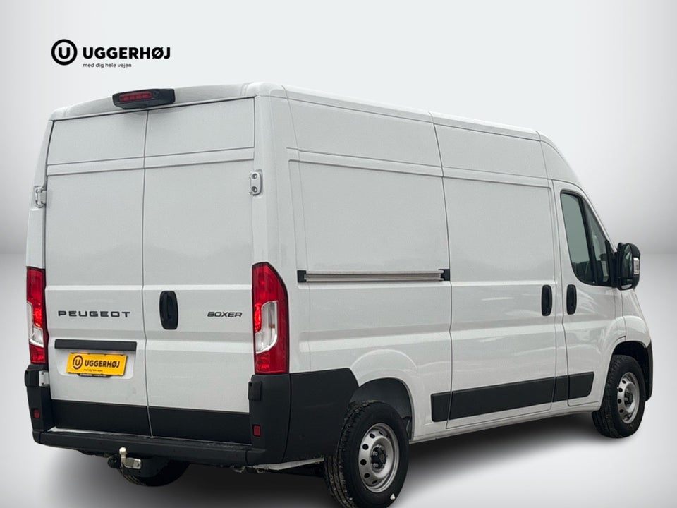 Peugeot Boxer 333 2,2 BlueHDi 140 L2H2 Premium