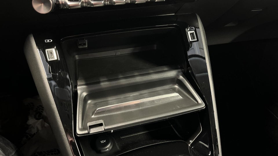 Peugeot e-208 50 Allure 5d